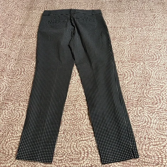 Banana Republic Black and White Patterned Pants - Picture 5 of 6
